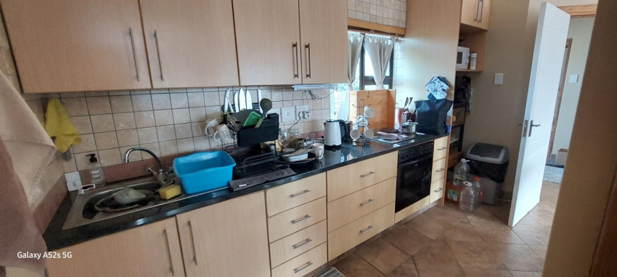 6 Bedroom Property for Sale in West Bank Eastern Cape